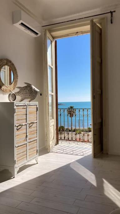 Magellano Suite. Fronte Mare + Free Park + Wi-Fi Porto Empedocle Esterno foto